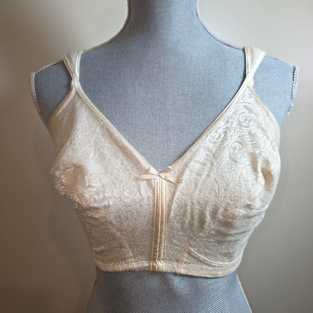 Vintage Bali 3245 Ivory Floral Damask Non-Wired Full Figure Bra 36DD Support